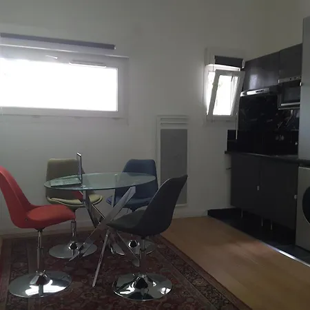 Meuble Paris Apartment *