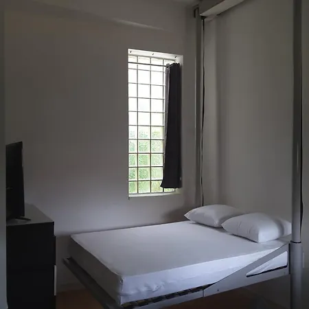 Meuble Paris Apartment Emerainville